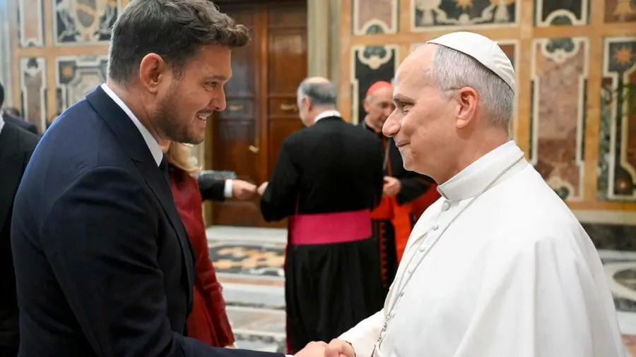 Il Papa e Bublè, concerto con i poveri
