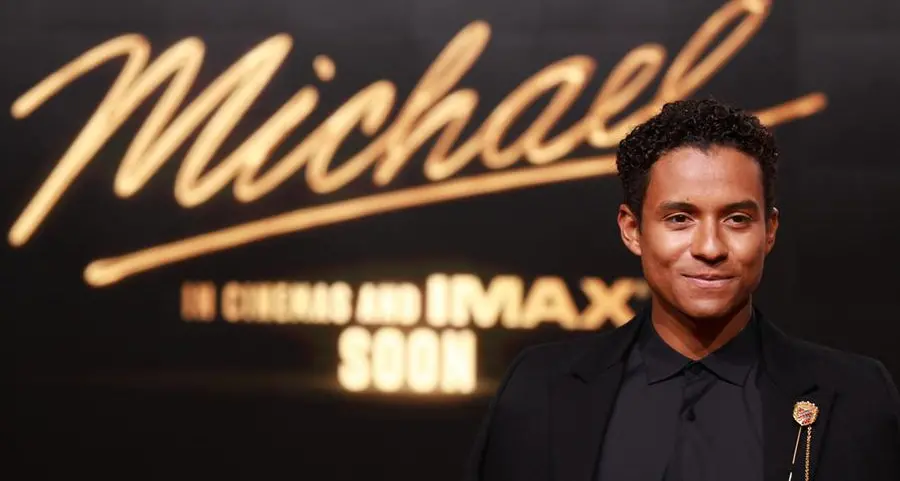 Con il film “Michael”, la musica del re del pop torna come un dono di Dio