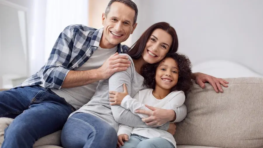 Adozioni internazionali: cosa sono e come funzionano in Italia