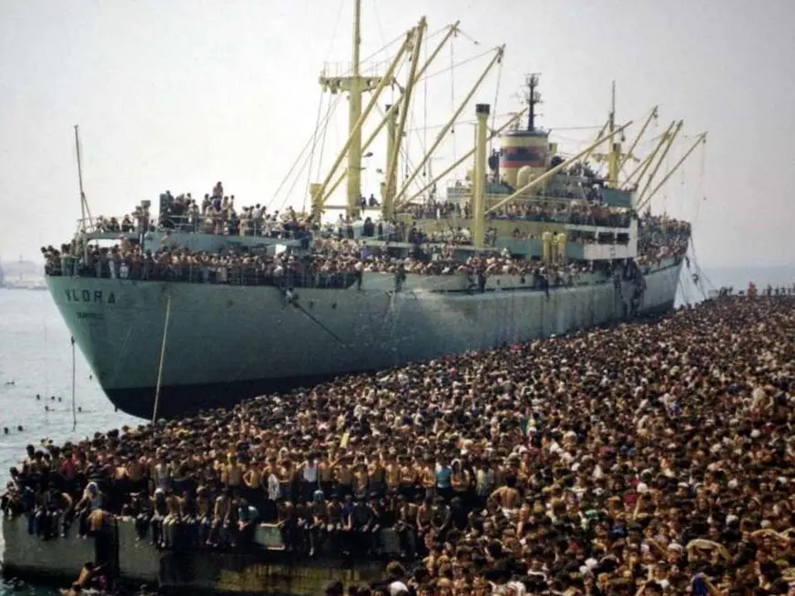 Monsignor Satriano: «Sui migranti no al disumano ragionevole»