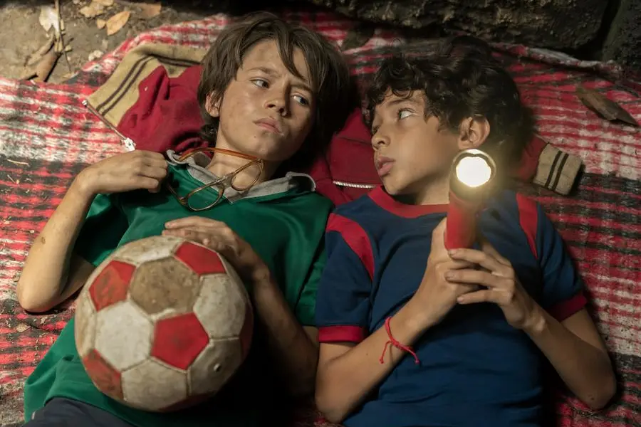 No Tengo Miedo. (L to R) Yago Andreu as Felipe, Aldo Emiliano Navarro as Miguel in No Tengo Miedo. Cr. Julieta Horak / Netflix © 2026