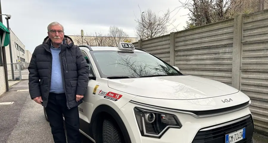 «Sono appassionato di medicina», così un tassista ha salvato un cliente da un attacco cardiaco