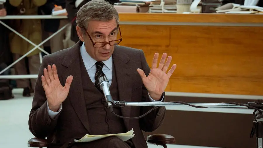 Portobello, la storia di Enzo Tortora diventa serie TV. Fabrizio Gifuni: «Una tragedia reale»