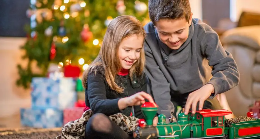 La pedagogista: «I giocattoli creano legami e insegnano una sana competizione»