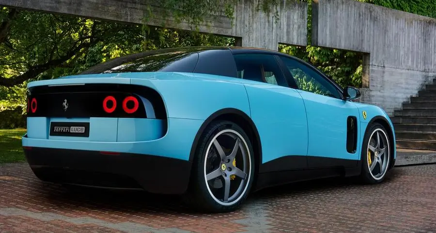 La nuova Ferrari Luce: rivoluzionaria, pure troppo