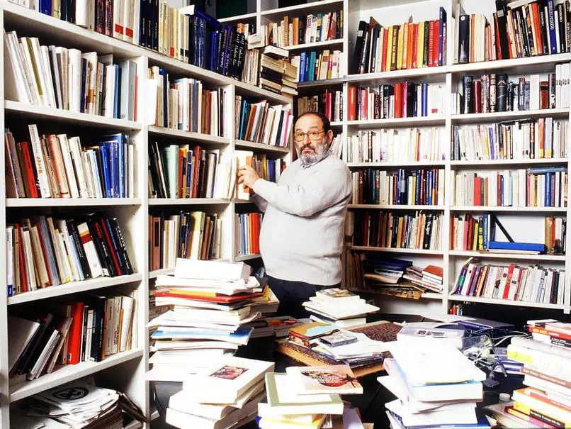 Umberto Eco e il cardinale Gianfranco Ravasi: amicizia, libri e dialogo tra fede e cultura a dieci anni dalla morte