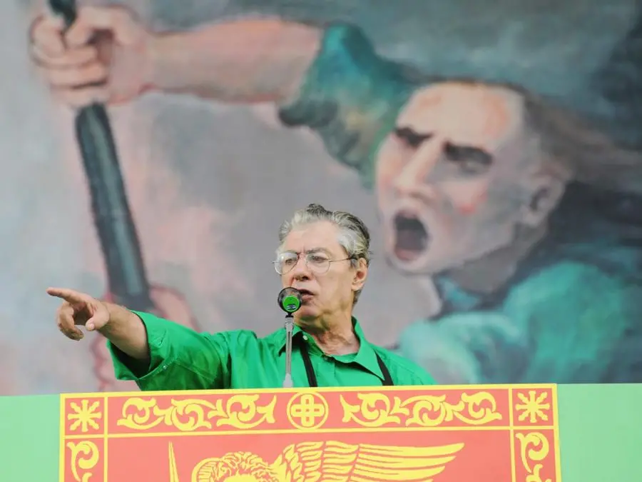 Umberto Bossi, il barbaro che trasformò la rabbia in politica