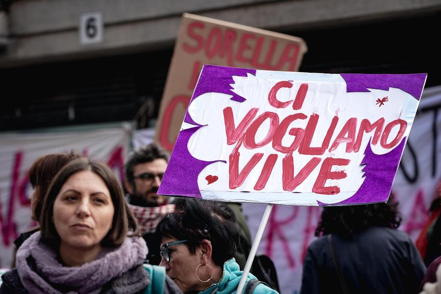 Femicide, the profound meaning of a specific crime Femicide, the profound meaning of a specific crime