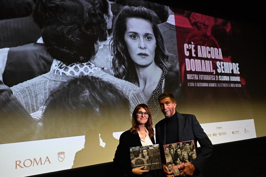 There’s still tomorrow on TV. Paola Cortellesi: «I dedicate it to the women of the future»