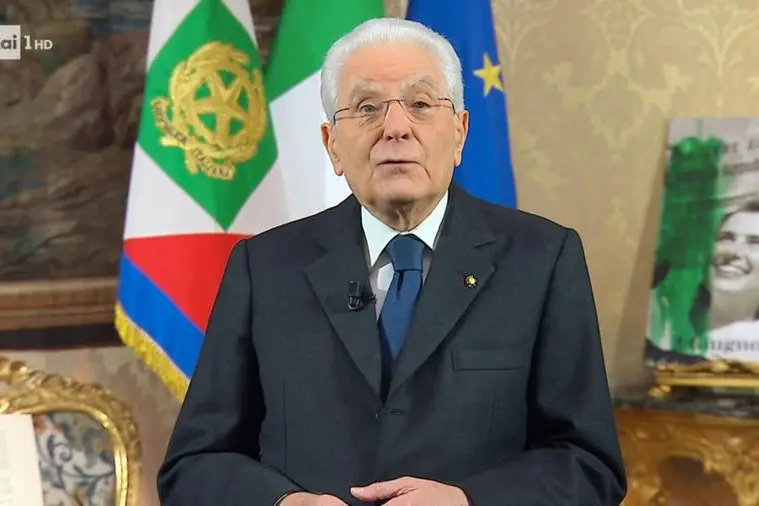 Il presidente della Repubblica, Sergio Mattarella, nel messaggio agli italiani di fine anno in un frame tratto da Rai 1. , ANSA