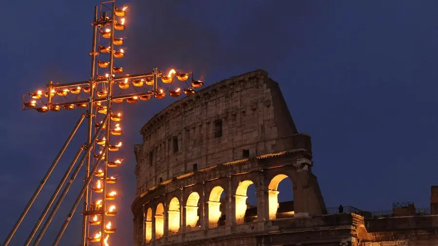Padre Patton: «La Via Crucis, messaggio straordinario di speranza anche in tempi di guerra»