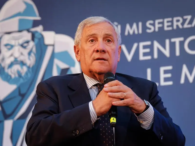 Tajani e il manuale anni ‘50 della sposa ideale
