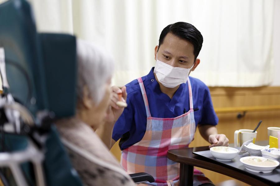 Caregivers in Italy: 8 million people care for family members, almost 1 in 3 without support Caregivers in Italy: 8 million people care for family members, almost 1 in 3 without support