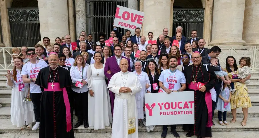 Il Papa e la promessa ai giovani che sfida il tempo: «Il vero amore è un sì che dura tutta la vita»