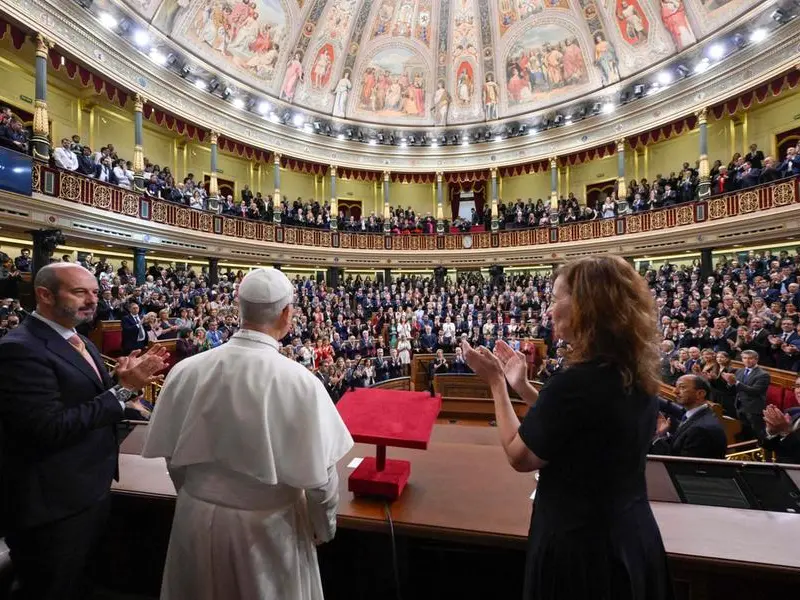 La dignità umana non può essere subordinata al consenso sociale