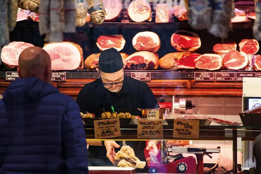 Parma, un salumiere aperto anche la domenica , istock