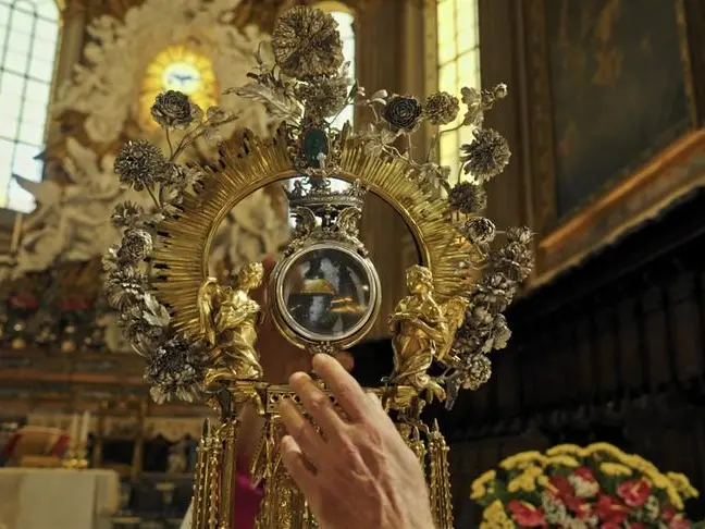 «Non esiste una sola Napoli e il miracolo di San Gennaro lo racconta benissimo»
