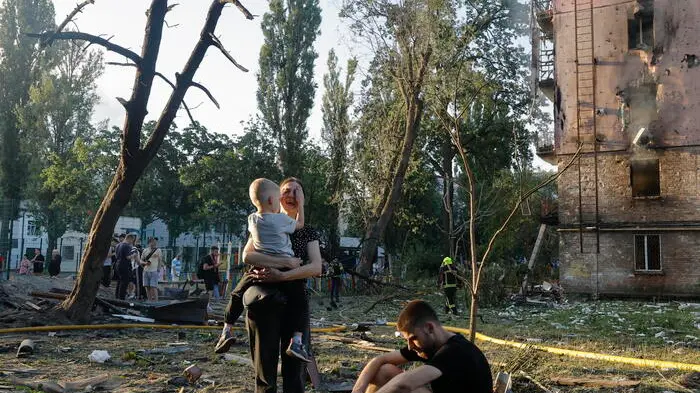 L'impero della paura: la Russia trasformata in recinto e l'Ucraina in altare di un totalitarismo