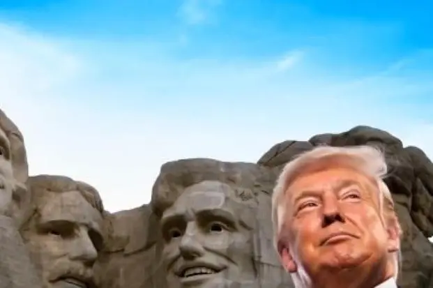 Un frame del presidente americano Donald Trump tratti dal video postato sul suo profilo X. Trump ha spesso dichiarato di voler aggiungere il proprio volto al Monte Rushmore, accanto a Washington, Jefferson, Roosevelt e Lincoln. Un esempio di slopaganda. , ANSA