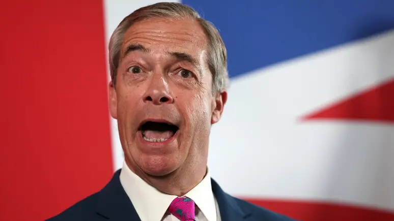 L'uomo che spezzò la Gran Bretagna vuole adesso governarla: la parabola di Nigel Farage