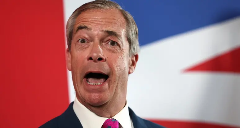 L'uomo che spezzò la Gran Bretagna vuole adesso governarla: la parabola di Nigel Farage