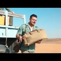 Clip de \"Il figlio del deserto\"