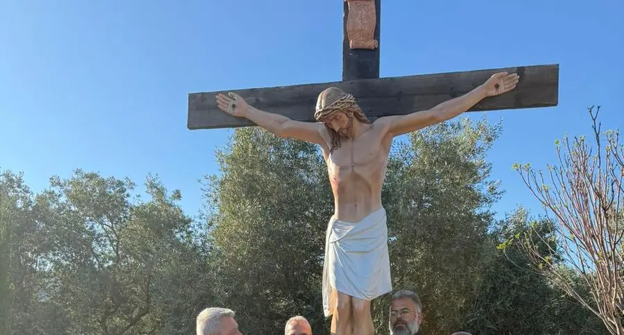 Libano: Il crocifisso distrutto da un soldato israeliano torna al suo posto. La comunità cattolica maronita ringrazia l’Unifil