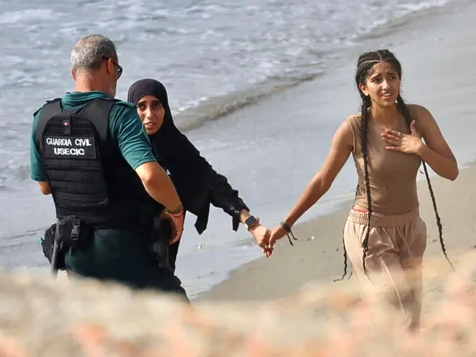 Dalla frontiera con la Spagna al caso Germania: i due fronti aperti sui migranti che mettono in crisi il governo anti immigrazione di Meloni
