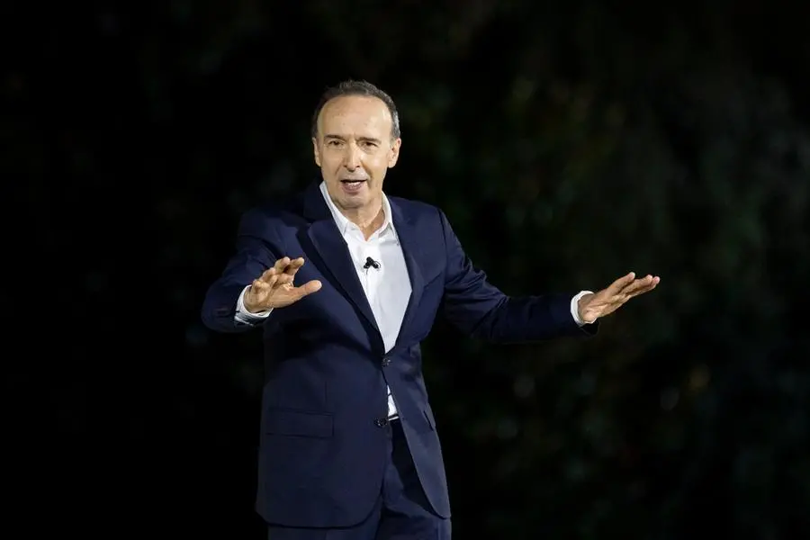 Roberto Benigni durante il monologo Pietro, un uomo nel vento , Courtesy of Melampo Cinematografica - Ph. Luca Dammicco