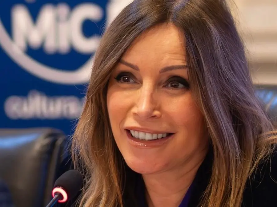 “Difendiamo l’arte dall’algoritmo, censura del XXI secolo”