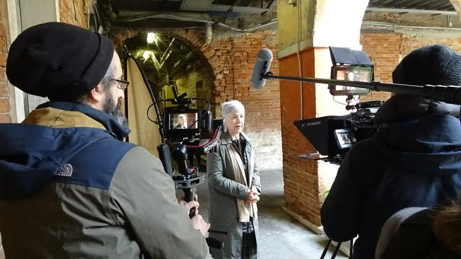 «Il carcere? Una centrifuga dell’anima». Il documentario Le farfalle della Giudecca, a Roma il 5 maggio. La testimonianza di Ottavia Piccolo e Rosa Galantino