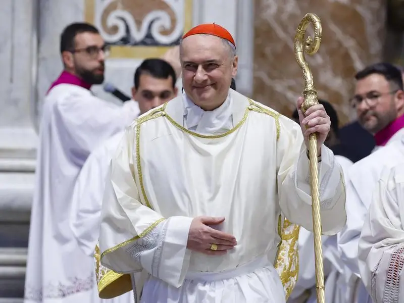 Il cardinale Gambetti lascia il Vaticano, guiderà la diocesi di Chieti-Vasto