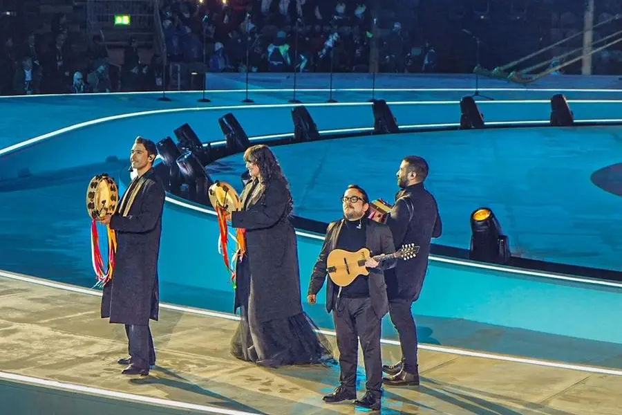 Antonio Castrignan\\u00F2 & Taranta Sounds insieme a Ninfa Giannuzzi durante la cerimonia d\\'inaugurazione delle Paralimpiadi invernali 2026 all\\'Arena di Verona