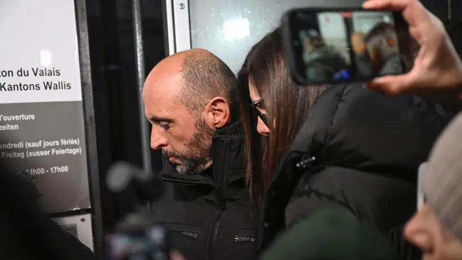 Crans-Montana, la strage e la cauzione che indigna: Moretti scarcerato, Meloni richiama l’ambasciatore svizzero