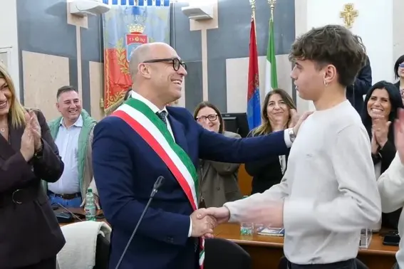 Antonio Faggioni il giorno dell\\'elezione a sindaco dei ragazzi e delle ragazze