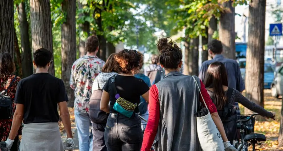 Il fenomeno del social walking, quando la strada che non conosciamo passa sotto casa