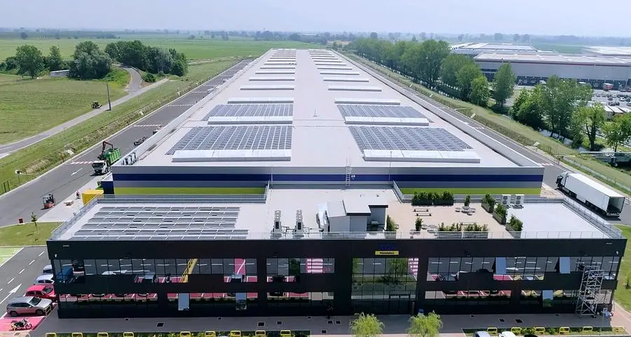 Poste Italiane, progetto Smart Building: edifici intelligenti, meno consumi e taglio alle emissioni