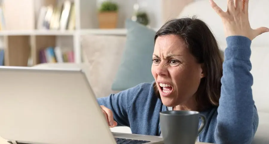 Rage bait parola dell’anno 2025, noi sempre più vittime della rabbia online