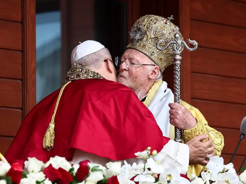 «Cattolici e ortodossi siano costruttori di pace». E Bartolomeo: «I cristiani non siano complici del sangue in Ucraina»