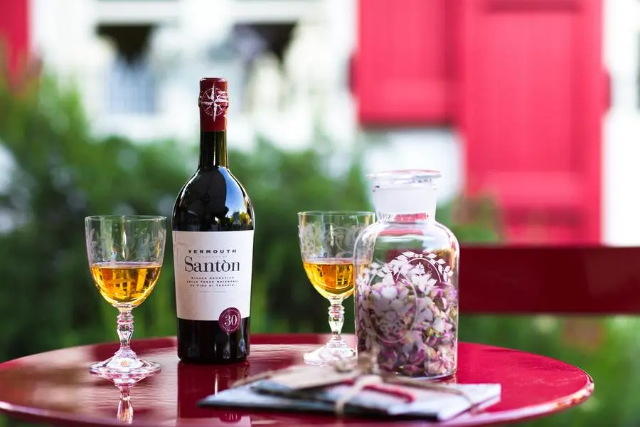 Una bottiglia del Santon.