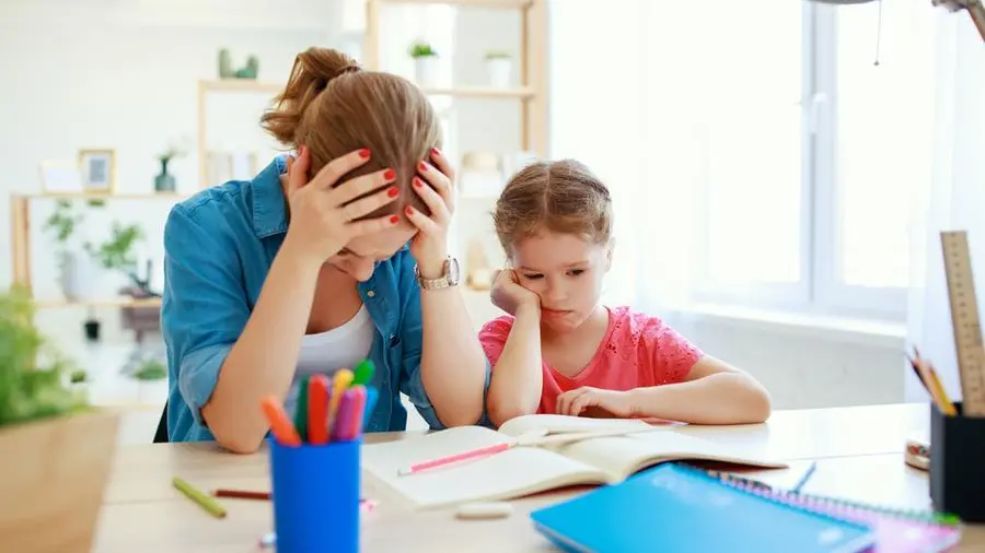 Una mamma scrive a Pellai: «I compiti delle vacanze sono troppi»
