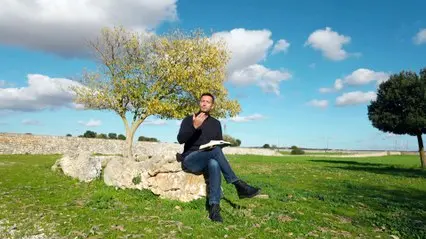 Don Davide Banzato: «Vale la pena soffire per amore?»