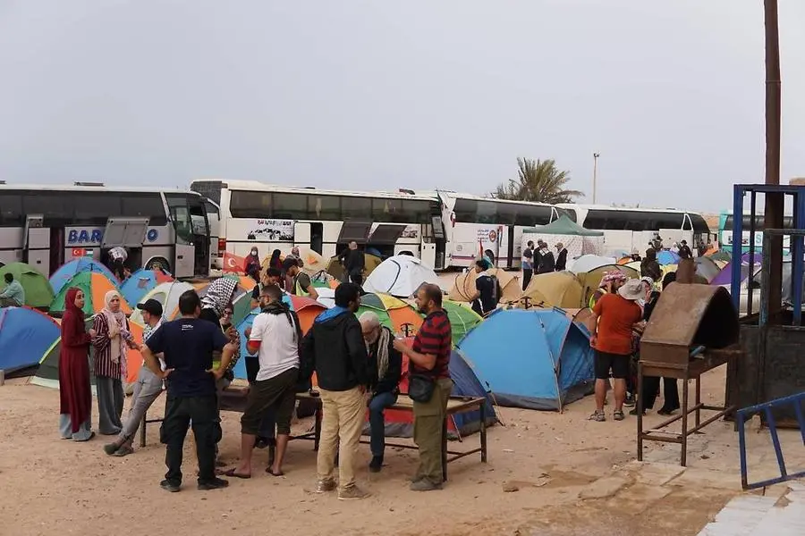 Gli attivisti della spedizione via terra Global Sumud Flotilla bloccati in Libia