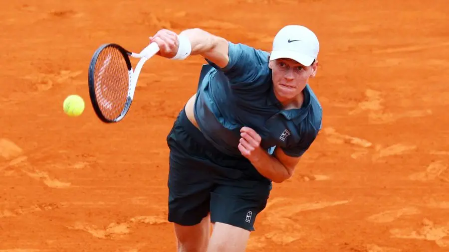 Sinner, esordio facile a Monte-Carlo con molte cose in gioco, ma l’obiettivo è Parigi