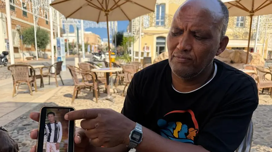Viaggio a Lampedusa dove il mare non restituisce i morti e continua a inghiottire altre vite
