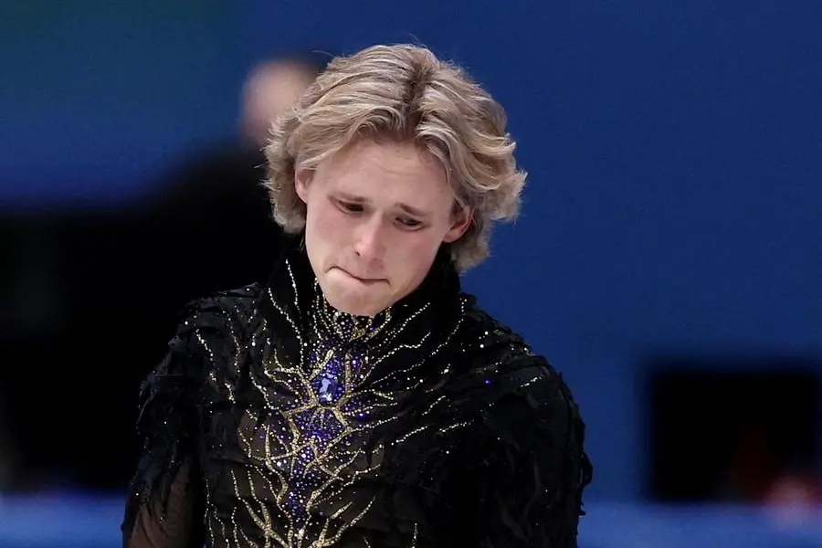 La disperazione di Ilia Malinin dopo il disastro del programma lungo, da designato all\\'oro a 15\\u00B0 , REUTERS