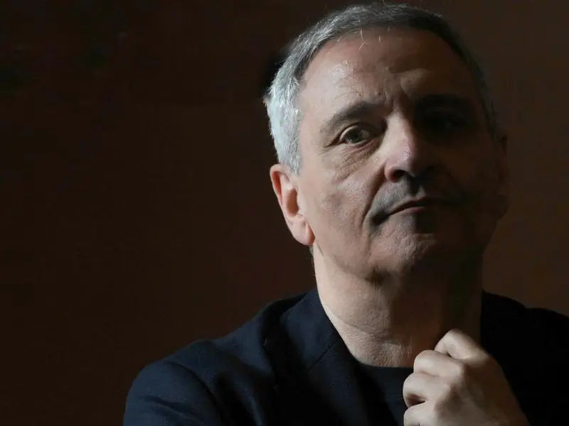 Maurizio de Giovanni: «Mi sono ispirato a mio padre per creare il commissario Ricciardi»