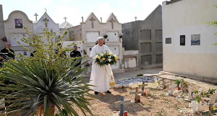 Il Papa a Lampedusa: «Qui parlano i gesti»