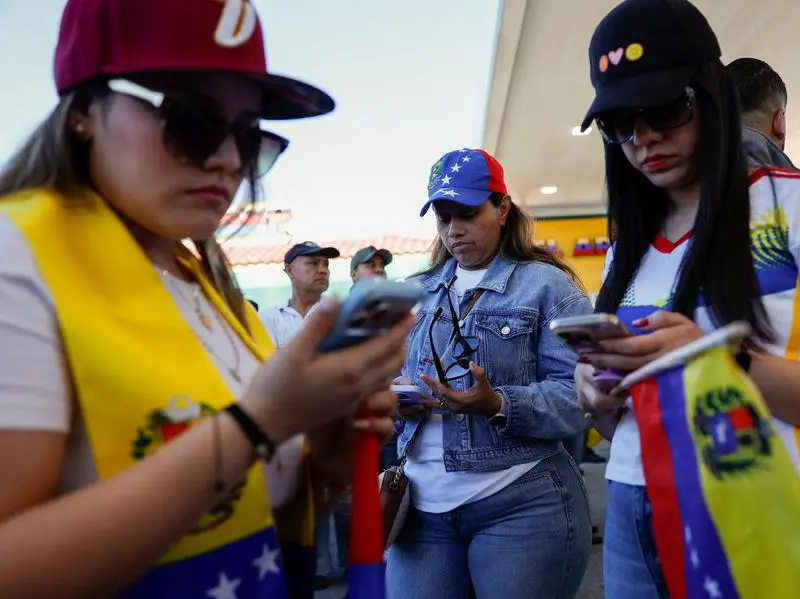 I venezuelani tra il sollievo per la fine di Maduro e la paura per le mosse di Trump: «Il presidente “tradito” dai suoi ha negoziato la cattura»