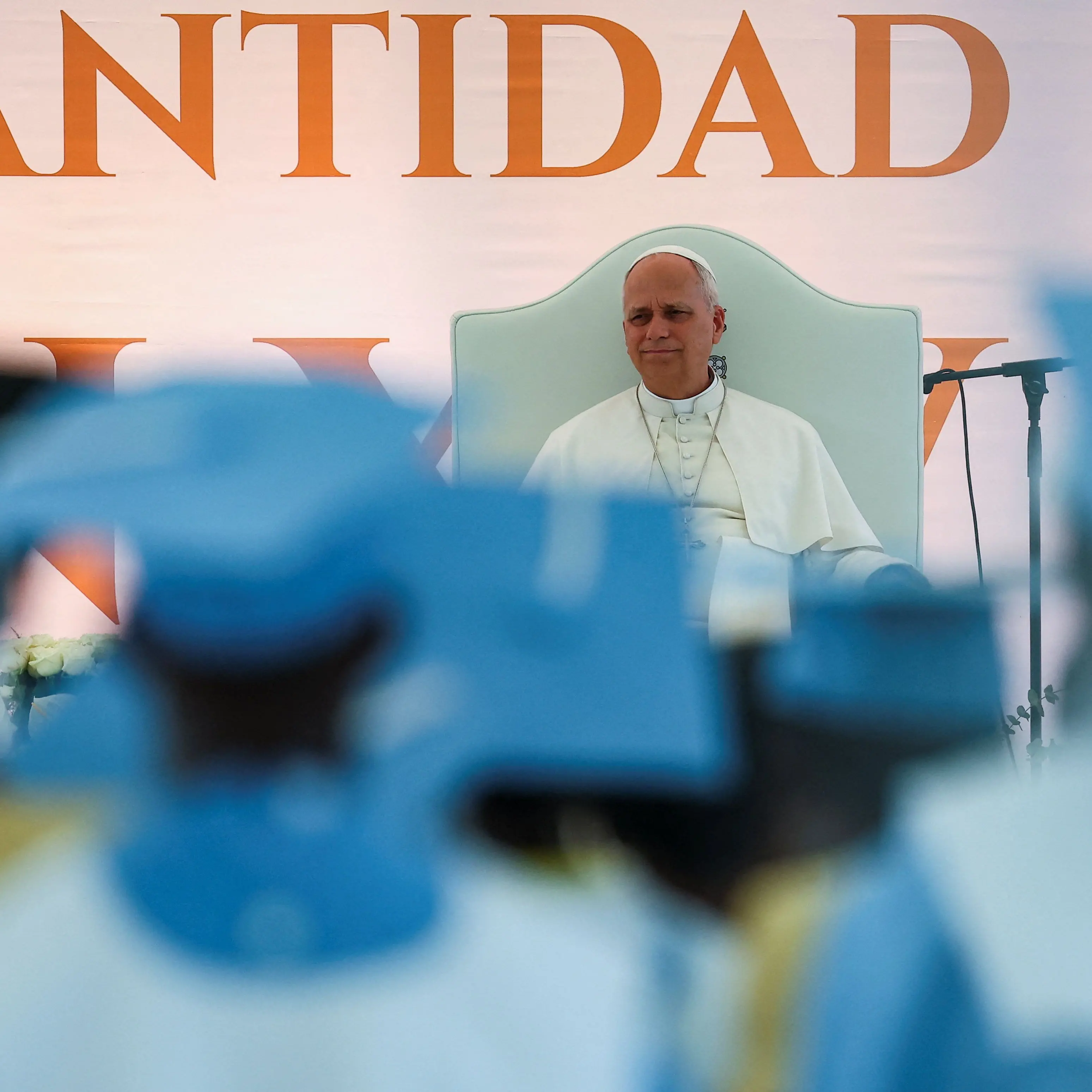 ORE 19:00 - Diretta streaming, il Papa in Guinea incontra i giovani e le famiglie